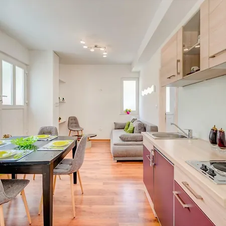 Appartement Maci - Close To City Centre Split